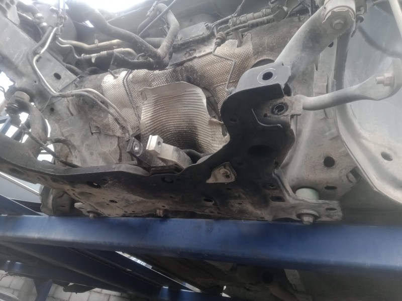 Recambio de puente delantero para ford kuga (cbv) 2.0 tdci cat referencia OEM IAM   