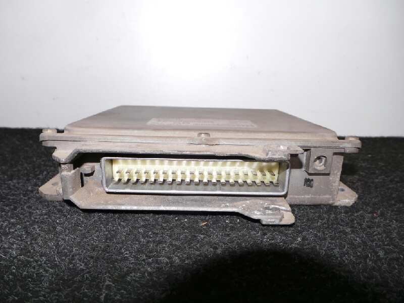 Recambio de centralita motor uce para citroën saxo 1.1 referencia OEM IAM 0261204788-9631528780-26FM0470  BOSCH