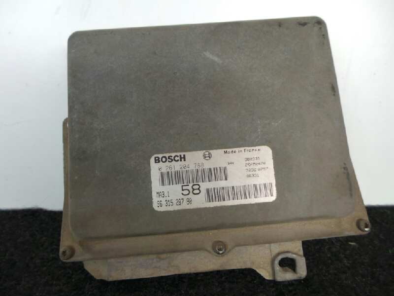 Recambio de centralita motor uce para citroën saxo 1.1 referencia OEM IAM 0261204788-9631528780-26FM0470  BOSCH