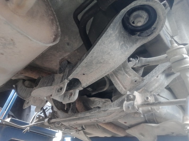 Recambio de puente trasero para ford kuga (cbv) 2.0 tdci cat referencia OEM IAM   