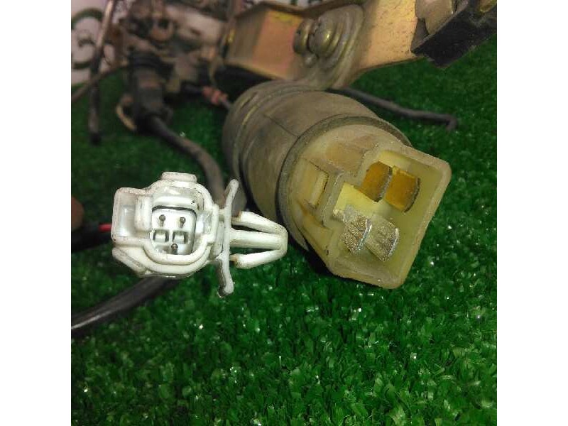 Recambio de cerradura puerta delantera derecha para toyota supra (a8) referencia OEM IAM  2.PINES 2.MOTORES