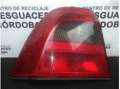 Recambio de piloto trasero izquierdo para opel vectra b berlina 1.6 16v referencia OEM IAM  VECTRA.B - 4.PUERTAS 95-99 - NEGRO