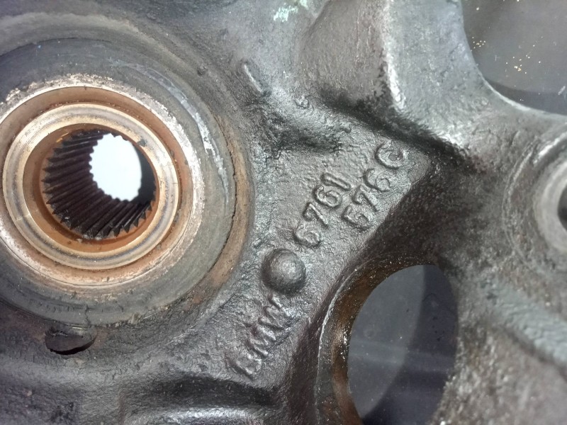 Recambio de mangueta delantera derecha para bmw x5 (e53) 3.0 turbodiesel cat referencia OEM IAM 6761576C  