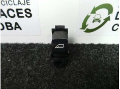 Recambio de mando elevalunas delantero derecho para volvo s40 berlina 2.0 diesel cat referencia OEM IAM   