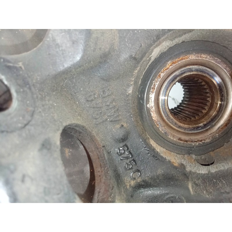 Recambio de mangueta delantera izquierda para bmw x5 (e53) 3.0 turbodiesel cat referencia OEM IAM 671575C  