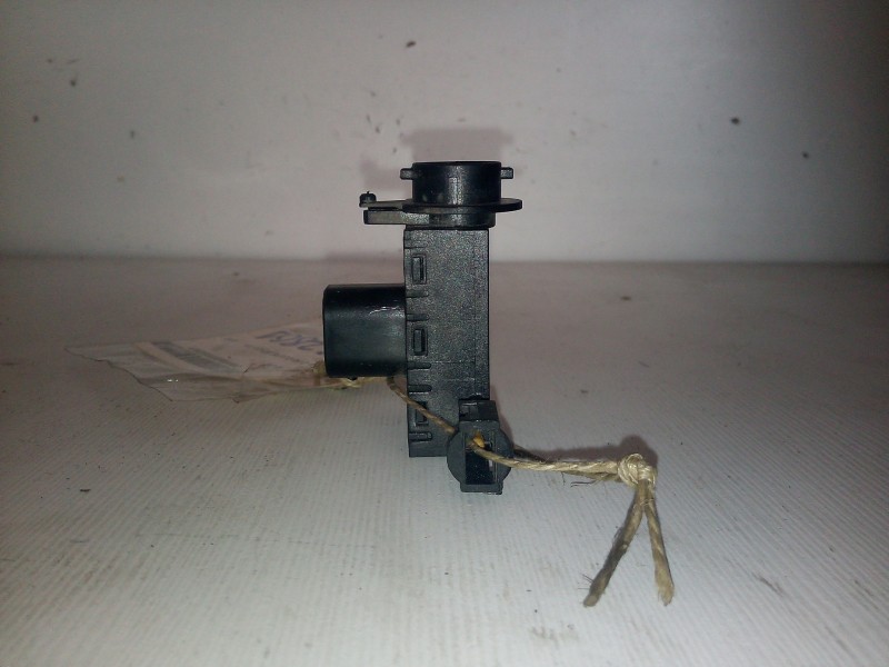 Recambio de sensor para audi a5 coupe (8t) 2.0 tdi referencia OEM IAM 4G0907658A  