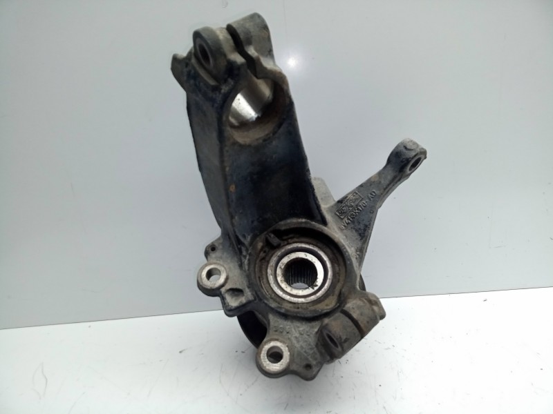 Recambio de mangueta delantera derecha para ford kuga (cbv) 2.0 tdci cat referencia OEM IAM 8V413K170AD  