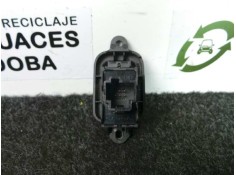 Recambio de mando elevalunas trasero derecho para volvo s40 berlina 2.0 diesel cat referencia OEM IAM    2