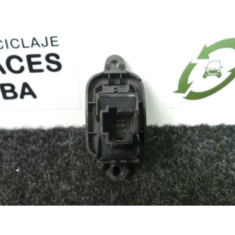 Recambio de mando elevalunas trasero izquierdo para volvo s40 berlina 2.0 diesel cat referencia OEM IAM   