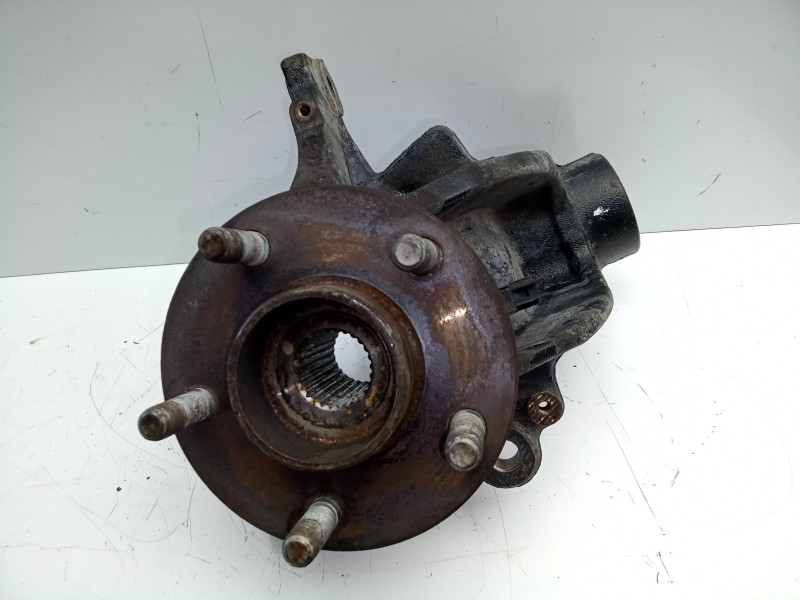 Recambio de mangueta delantera derecha para ford kuga (cbv) 2.0 tdci cat referencia OEM IAM 8V413K170AD  