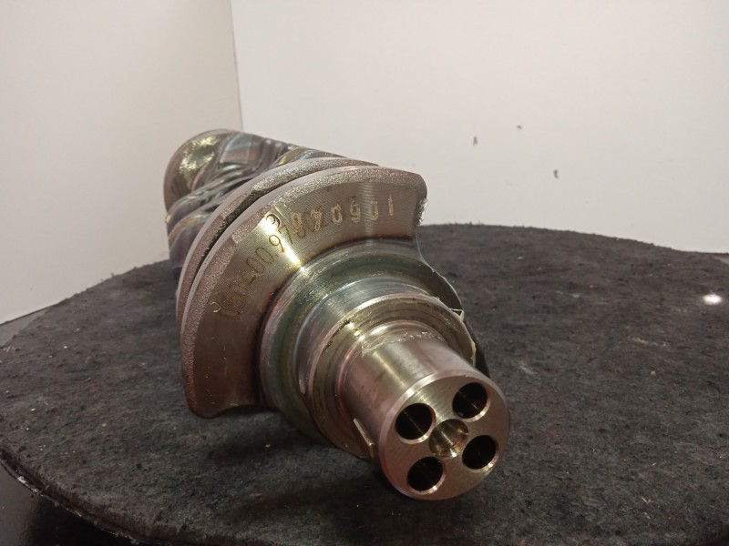 Recambio de cigueñal para bmw serie 7 (e38) 3.0 24v turbodiesel cat referencia OEM IAM 2246863  