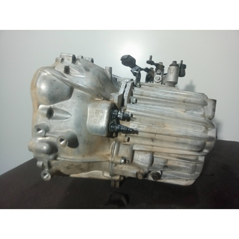 Recambio de caja cambios para kia magentis 2.0 crdi referencia OEM IAM S605JC 6.VELOCIDADES MANUAL