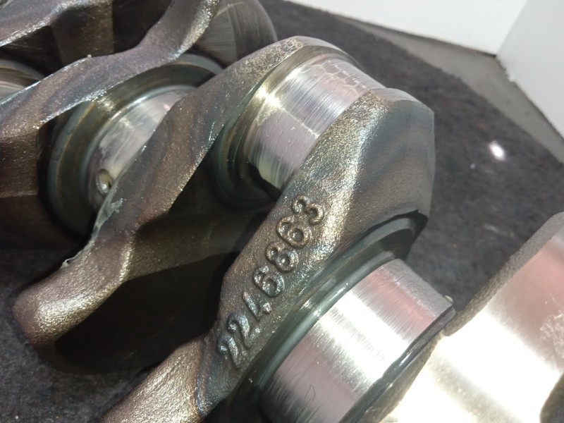 Recambio de cigueñal para bmw serie 7 (e38) 3.0 24v turbodiesel cat referencia OEM IAM 2246863  