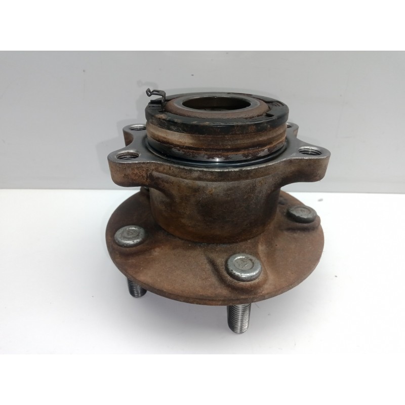 Recambio de rodamiento buje trasero para mitsubishi asx (ga0w) 2.2 di-d cat referencia OEM IAM  IZQUIERDO 
