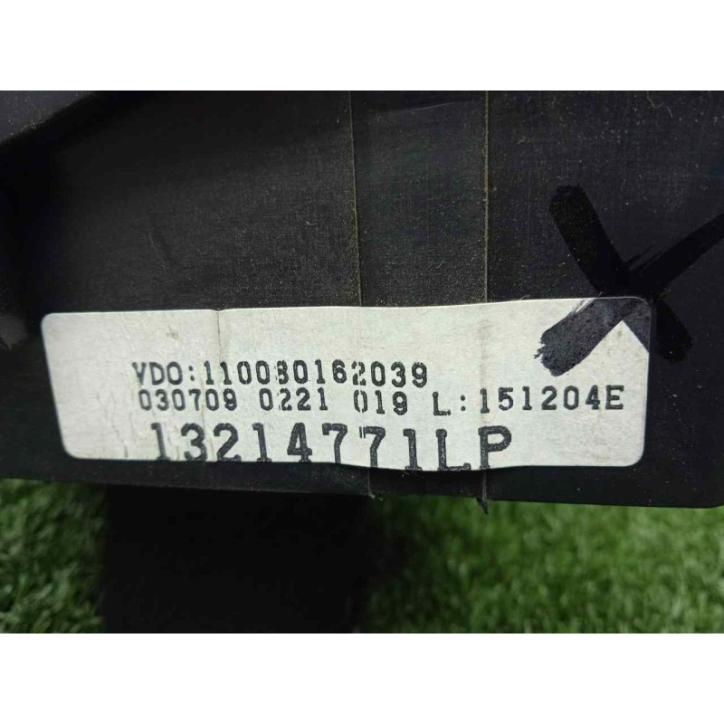 Recambio de cuadro instrumentos para opel meriva 1.4 16v referencia OEM IAM 13214771LP-13214771-110080162039  