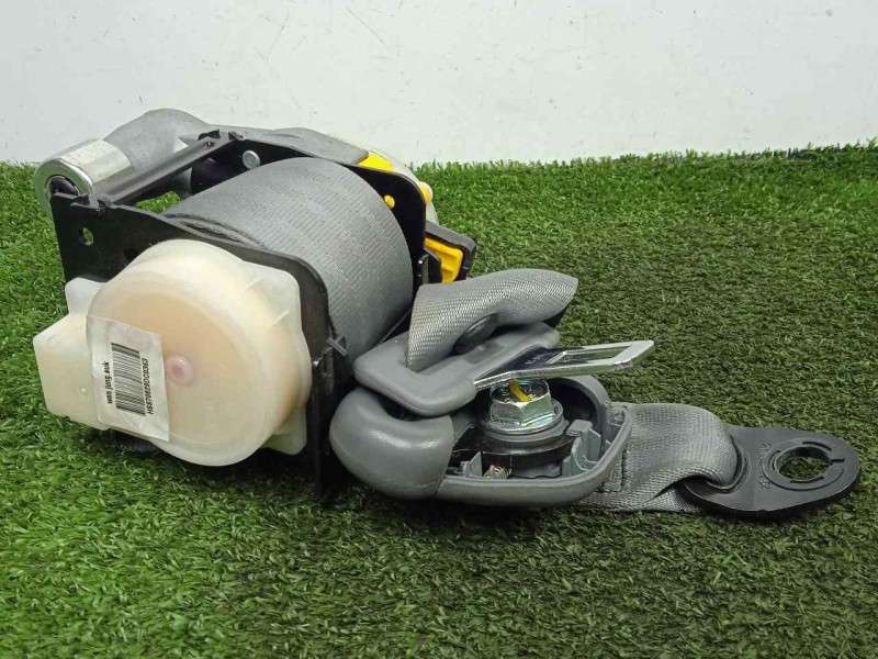 Recambio de cinturon seguridad delantero derecho para ssangyong rodius 2.7 turbodiesel cat referencia OEM IAM 7462221003  