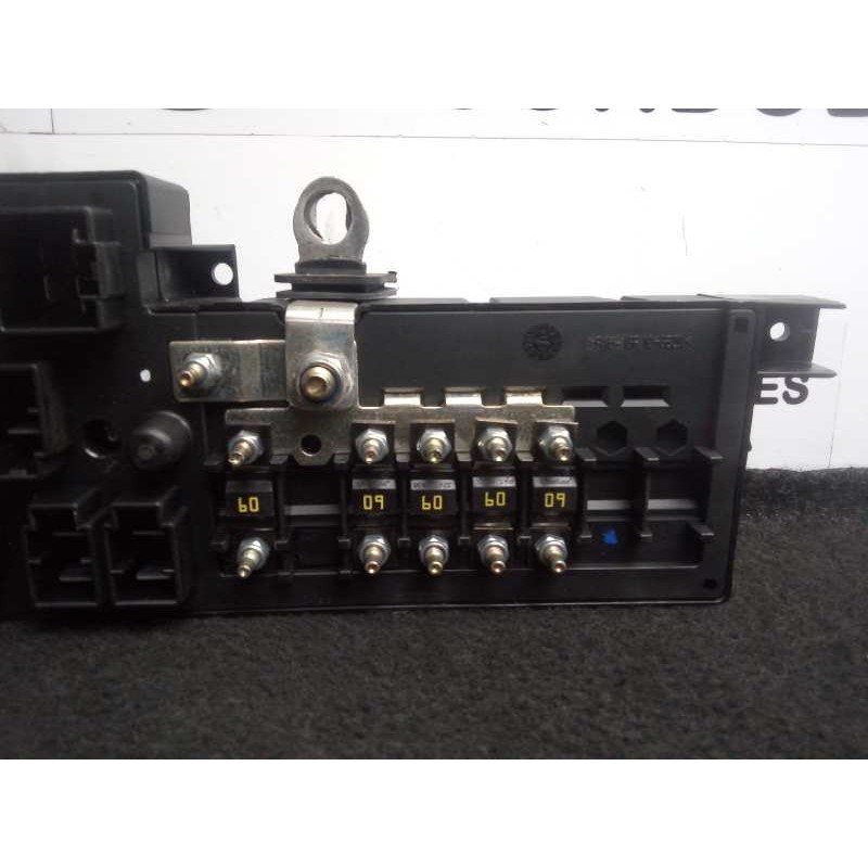 Recambio de caja reles / fusibles para volvo s60 berlina 2.4 diesel cat referencia OEM IAM 8637841-518323324  