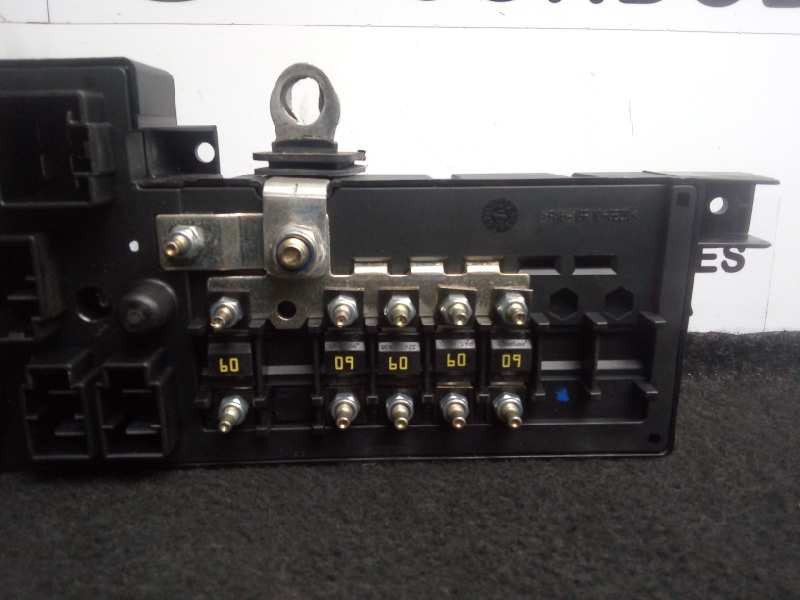 Recambio de caja reles / fusibles para volvo s60 berlina 2.4 diesel cat referencia OEM IAM 8637841-518323324  