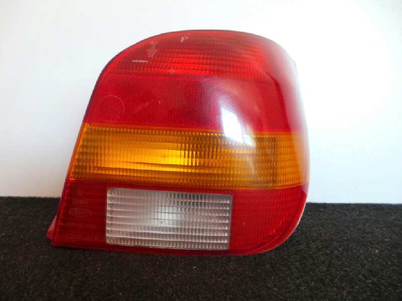 Recambio de piloto trasero derecho para ford fiesta berl./courier 1.1 cat referencia OEM IAM  FIESTA.90 