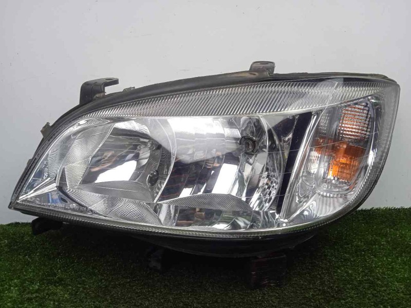 Recambio de faro izquierdo para opel zafira a 2.0 dti referencia OEM IAM SINREFERENCIA ZAFIRA.A 