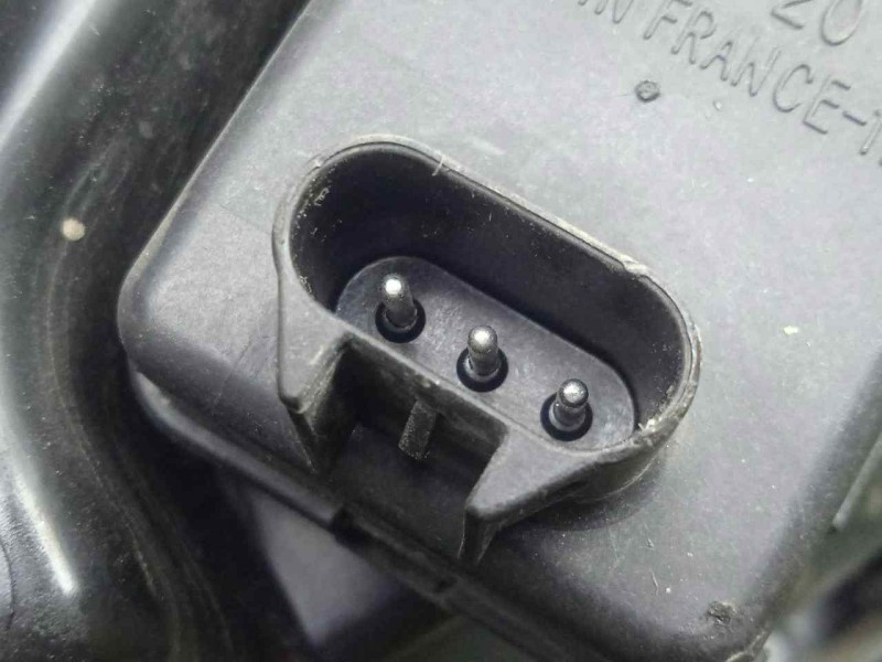 Recambio de faro izquierdo para opel zafira a 2.0 dti referencia OEM IAM SINREFERENCIA ZAFIRA.A 