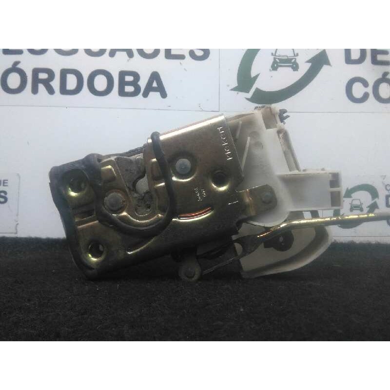 Recambio de cerradura puerta delantera izquierda para toyota avensis berlina (t 22) 2.0 turbodiesel cat referencia OEM IAM  KIEK