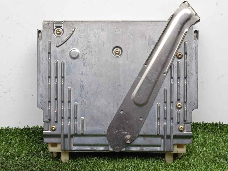 Recambio de centralita motor uce para volvo s70 berlina 2.5 turbodiesel referencia OEM IAM 0281001592-17390899  BOSCH