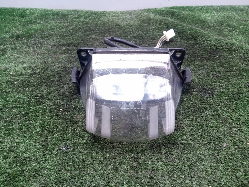 Recambio de luz central de freno para hyosung gt 650i referencia OEM IAM SINREFERENCIA LEDS 