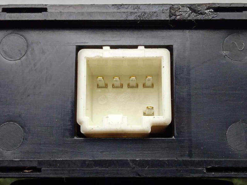 Recambio de modulo electronico para ssangyong rodius 2.7 turbodiesel cat referencia OEM IAM 8737021002  