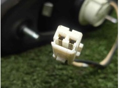 Recambio de piloto trasero izquierdo interior para ssangyong rodius 2.7 turbodiesel cat referencia OEM IAM SINREFERENCIA INTERIO 2