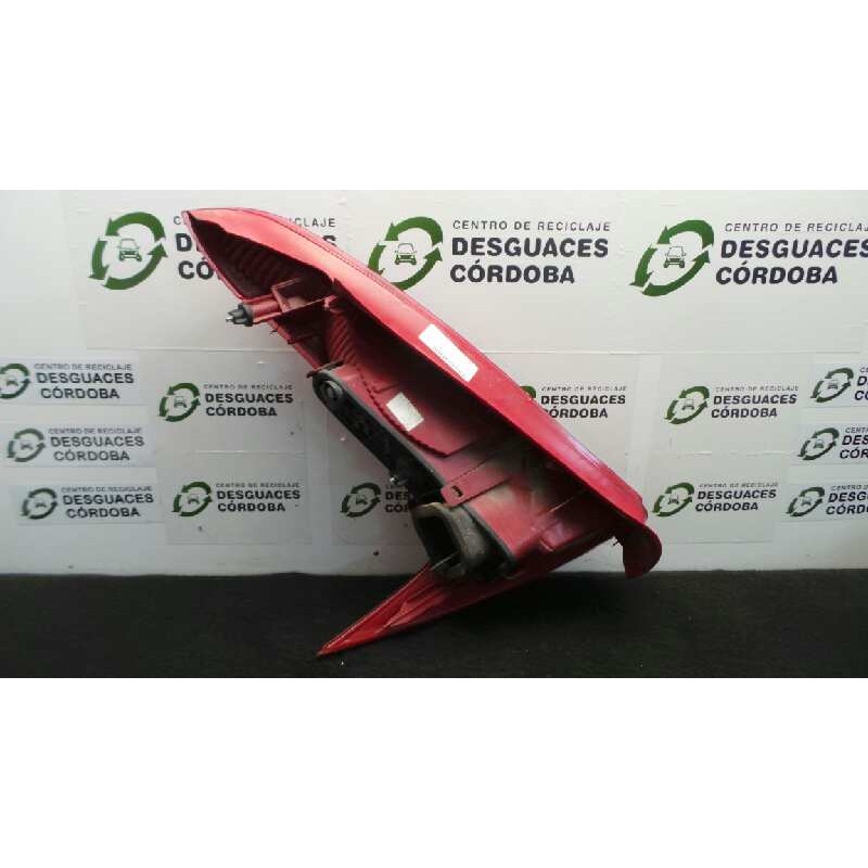 Recambio de piloto trasero derecho para peugeot 206 sw 2.0 hdi cat referencia OEM IAM  FAMILIAR / RANCHERA 