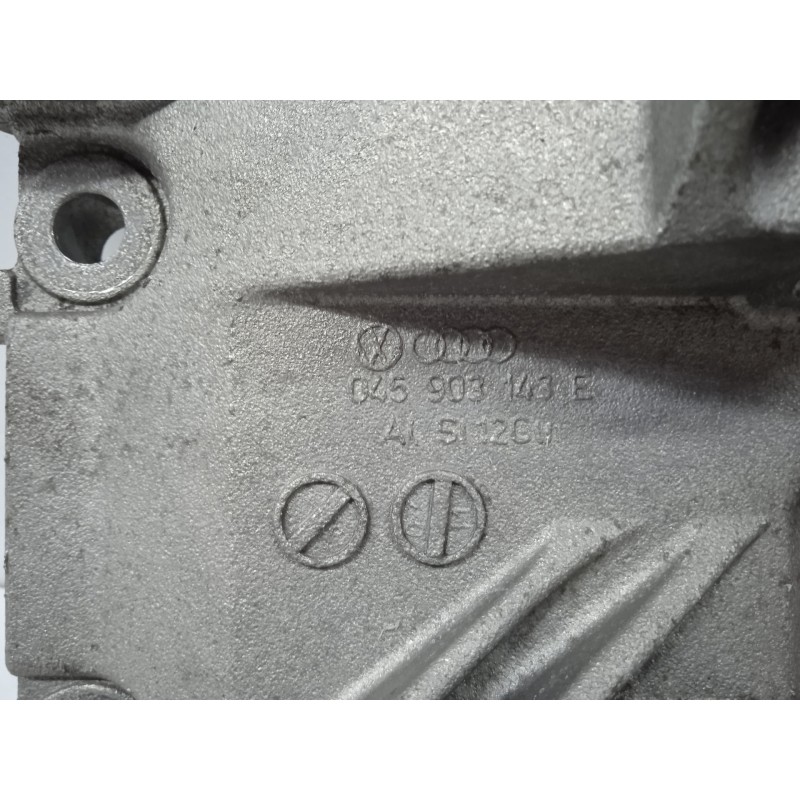 Recambio de soporte alternador para seat ibiza (6l1) 1.4 tdi cat (bnm) referencia OEM IAM 045903143E  