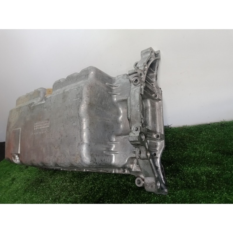 Recambio de carter para ssangyong korando 2.0 td cat referencia OEM IAM A6710140102SB  