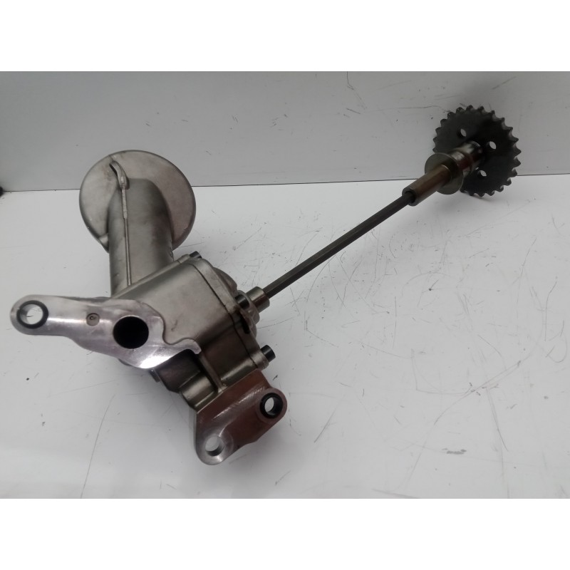 Recambio de bomba aceite para audi a6 berlina (4f2) 3.0 v6 24v tdi referencia OEM IAM 059115105N  