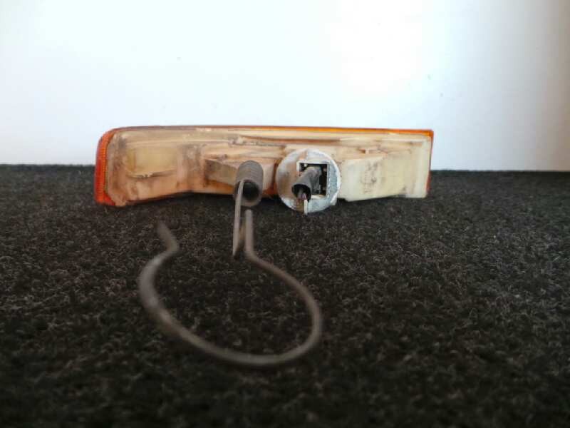 Recambio de piloto delantero izquierdo para renault 5 (b/c40) 1.1 referencia OEM IAM  AMBAR 