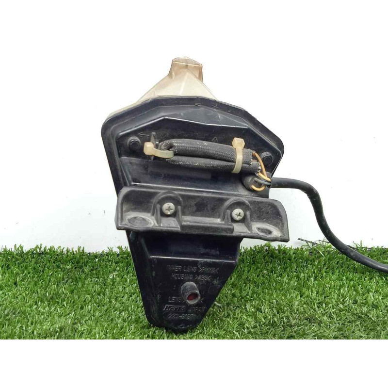 Recambio de piloto trasero central para yamaha yzf-r 1 yzf-r1 referencia OEM IAM 4C8847100000  