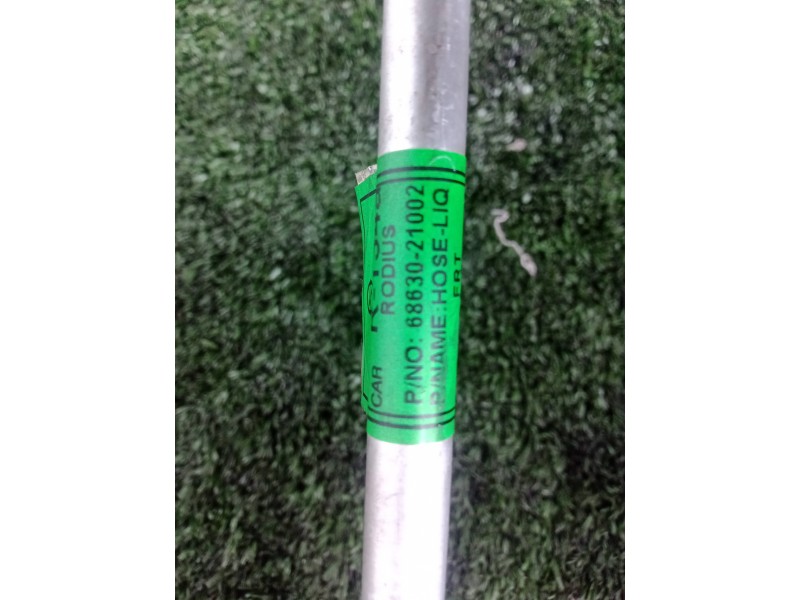 Recambio de tubos aire acondicionado para ssangyong rodius 2.7 turbodiesel cat referencia OEM IAM 6863021002  