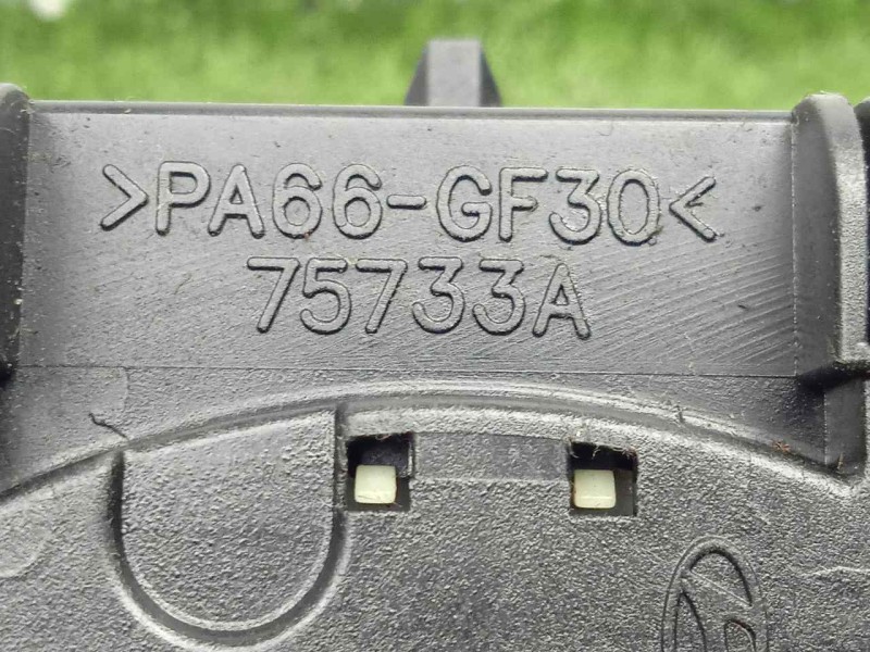 Recambio de mando limpia para hyundai getz (tb) 1.5 crdi cat referencia OEM IAM 75733A  