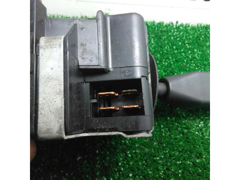 Recambio de mando luces para renault 19 1.7 g referencia OEM IAM 7700766407 CUADRADO CON.CLAXON