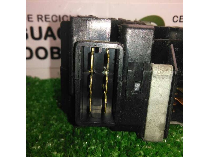 Recambio de mando luces para renault 19 1.7 g referencia OEM IAM 7700766407 CUADRADO CON.CLAXON