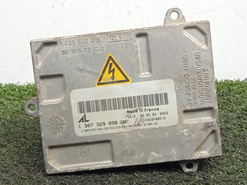 Recambio de centralita faros xenon para volvo s40 berlina 2.0 diesel cat referencia OEM IAM 1307329098-1039F00515  