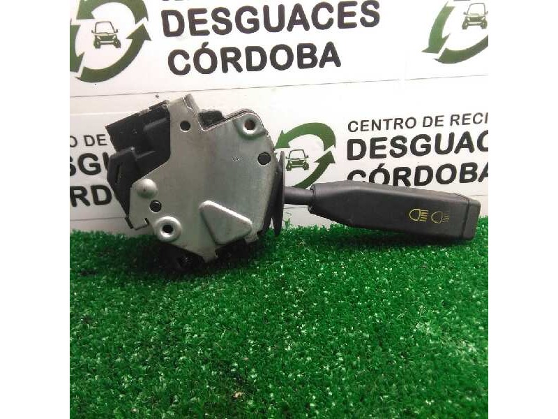 Recambio de mando luces para renault 19 1.7 g referencia OEM IAM 7700766407 CUADRADO CON.CLAXON