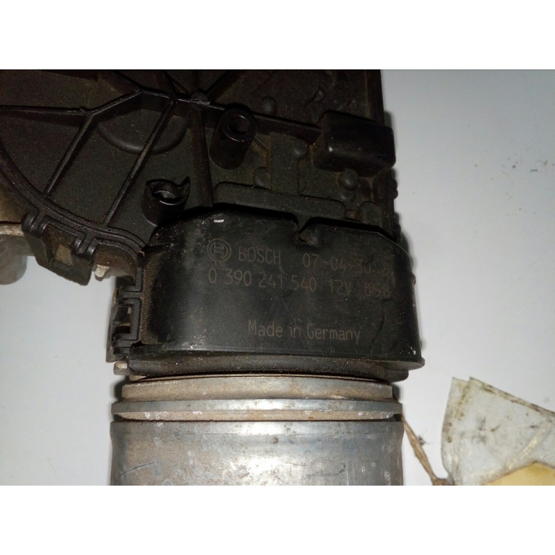 Recambio de motor limpia delantero para peugeot 207 1.4 hdi referencia OEM IAM 0390241540 BOSCH 4 PINES