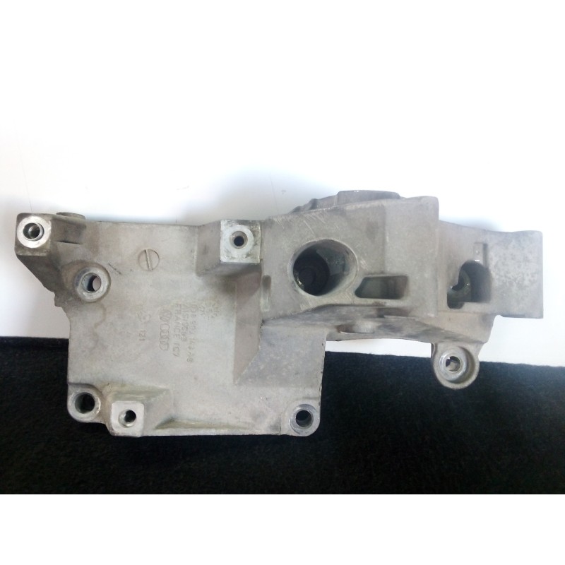 Recambio de soporte alternador para seat ibiza sc (6j1) 1.9 tdi referencia OEM IAM 038903143AG  