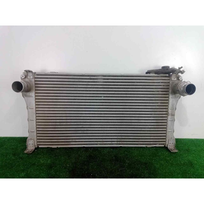 Recambio de intercooler para toyota avensis (t27) 2.2 d-4d cat referencia OEM IAM 179400R040 390X690X25 ALUMINIO