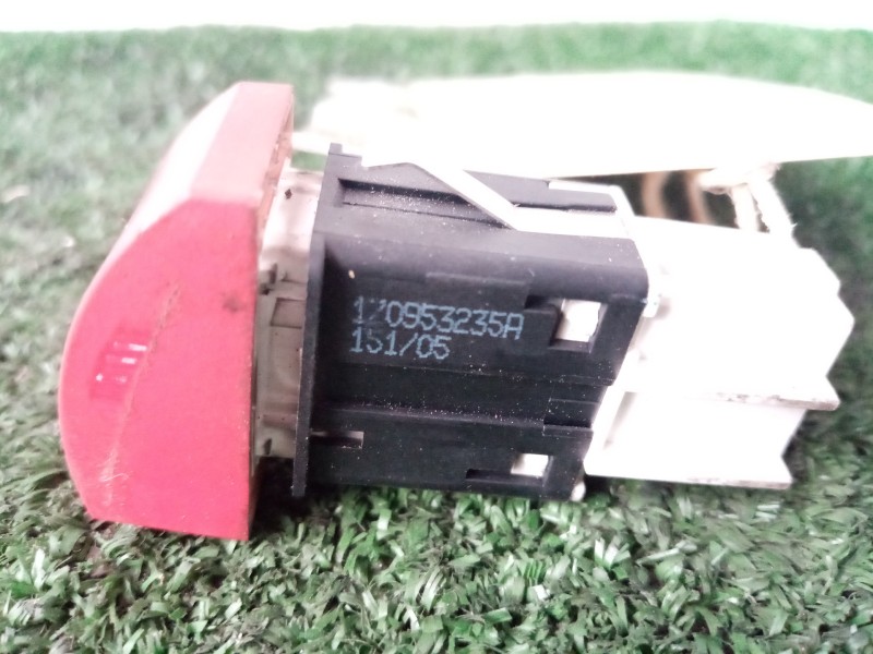 Recambio de warning para skoda octavia berlina (1z3) 1.9 tdi referencia OEM IAM 1Z0953235A 4.PINES 