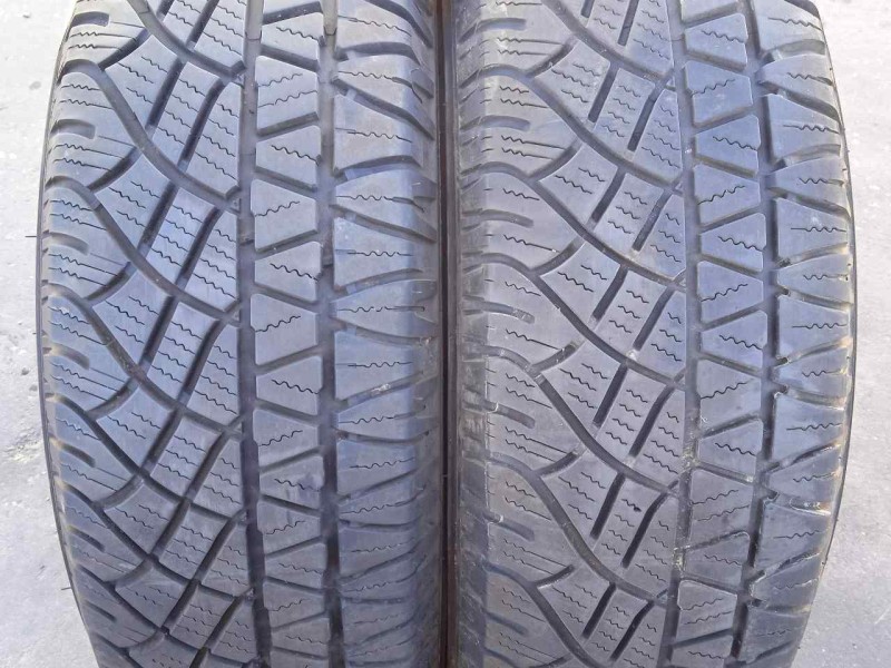 Recambio de pareja neumaticos para nissan x-trail (t32) 1.6 dci turbodiesel cat referencia OEM IAM 225/65R17102H 102H - CON.TARA