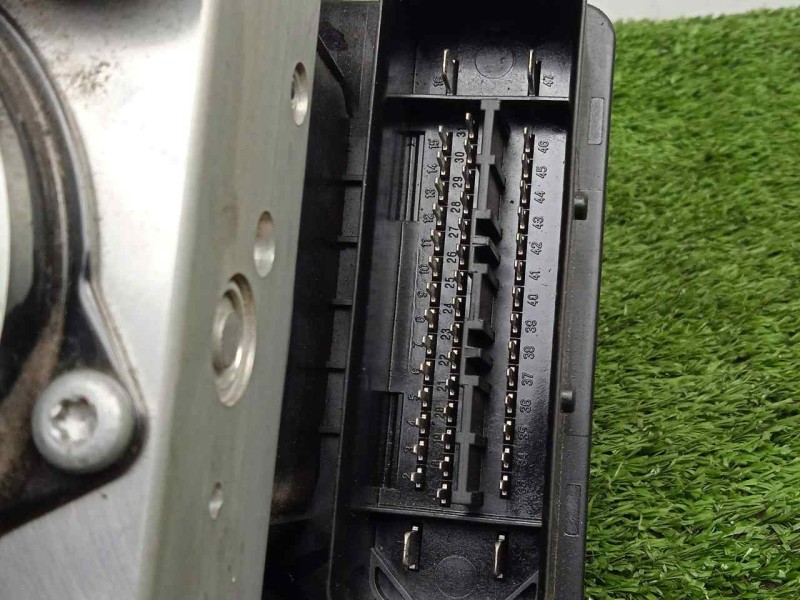 Recambio de abs para ssangyong rodius 2.7 turbodiesel cat referencia OEM IAM 06210908523-4894021300-06210202404  