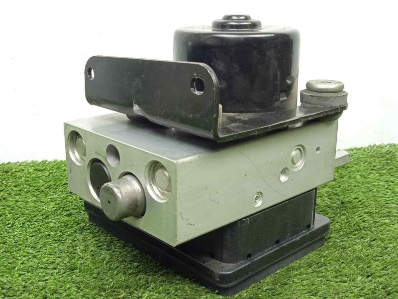 Recambio de abs para ssangyong rodius 2.7 turbodiesel cat referencia OEM IAM 06210908523-4894021300-06210202404  