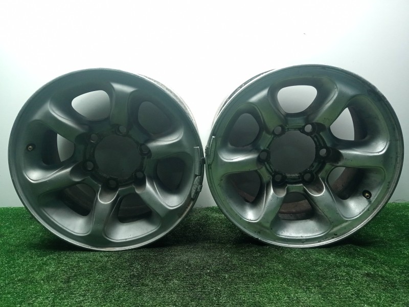 Recambio de juego llantas para mitsubishi galloper (hyundai) 2.5 td cat referencia OEM IAM  15´´PULGADAS LLANTAS - LLANTA